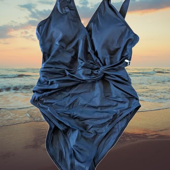 Andie Swim The Capri One Piece Black Eco Nylon  Size Medium - Picture 2 of 9